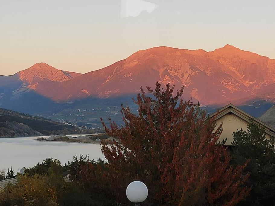 Bed and Breakfast La Tulipe **** Savines Esterno foto
