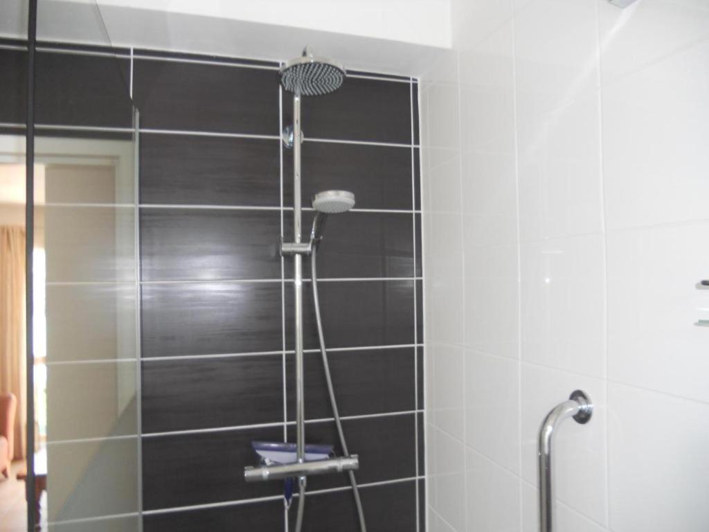 Bed and Breakfast La Tulipe **** Savines Camera foto